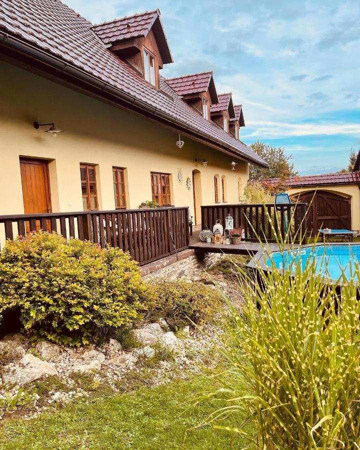 Bohdanečská chalupa Exterior foto